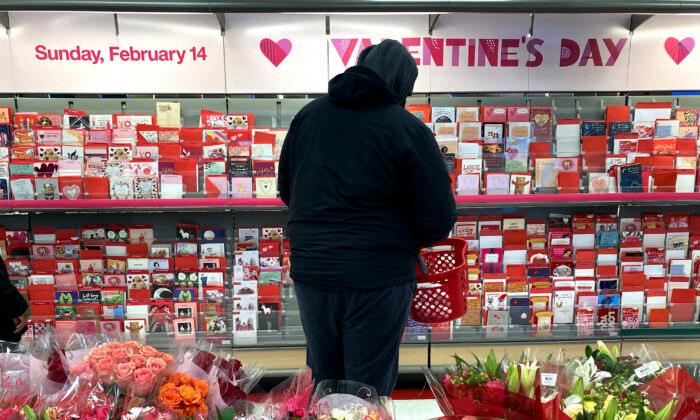 Lovers Stay Hopeful on Valentine’s Day Amid Pandemic