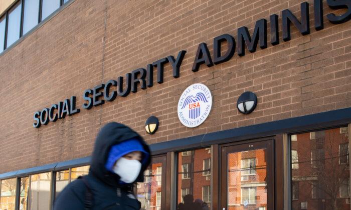 Decline in Social Security Staff Equals Decline in Social Security Service
