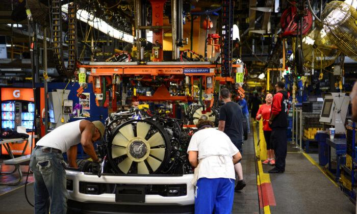 Ford Latest Automaker to Shut North American Plants on US Winter Weather