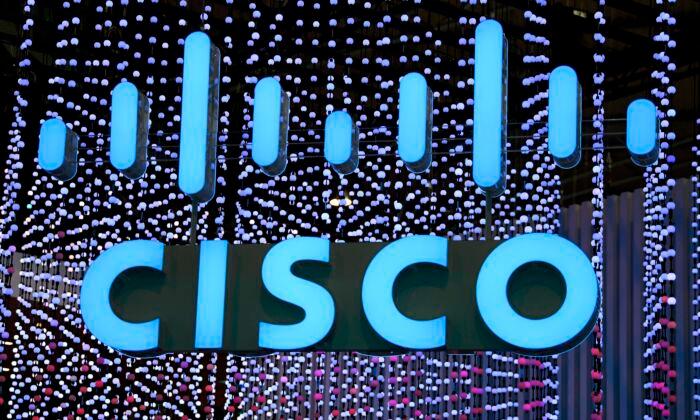 Cisco Forecasts Growth From Software Shift, but Chip Prices Pressure Profits