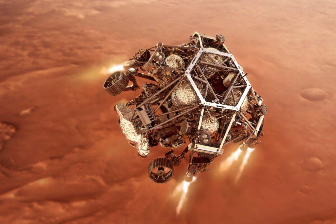 NASA Rover Streaks Toward a Landing on Mars