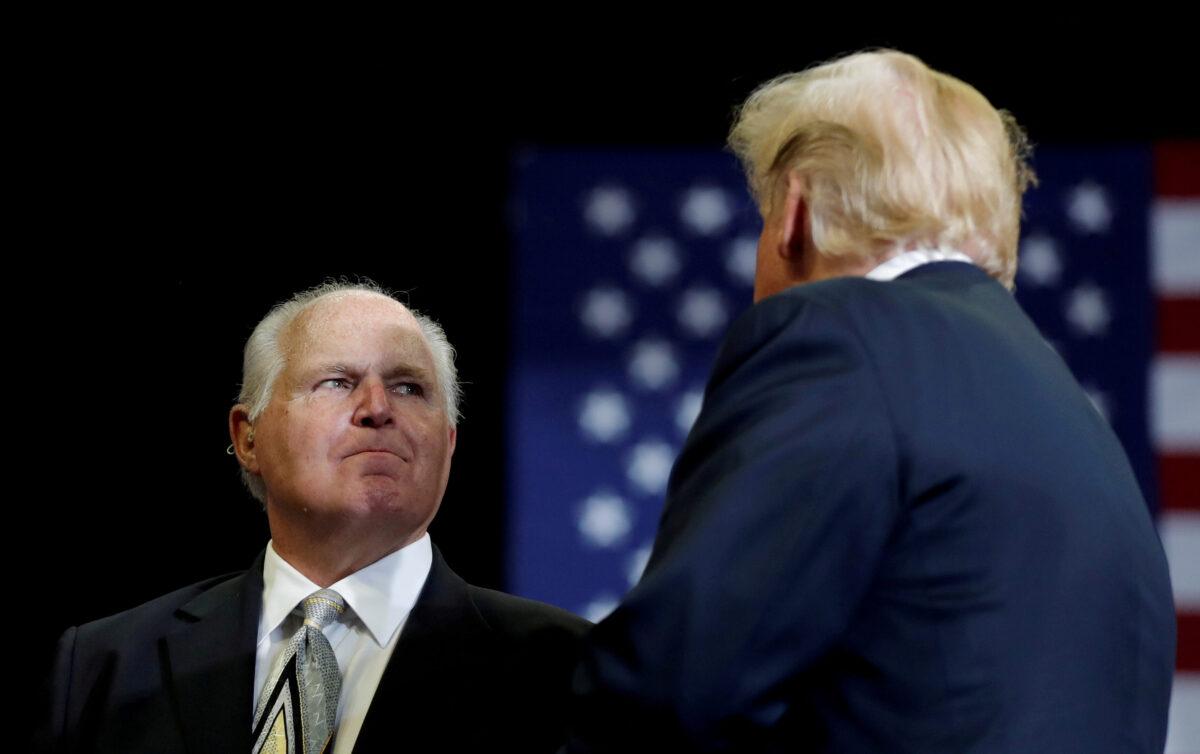 Talk show host Rush Limbaugh introduces President Donald Trump on the eve of the U.S. mid-term elections at a campaign rally at the Show Me Center in Cape Girardeau, Mo., on Nov. 5, 2018. (Carlos Barria/Reuters)