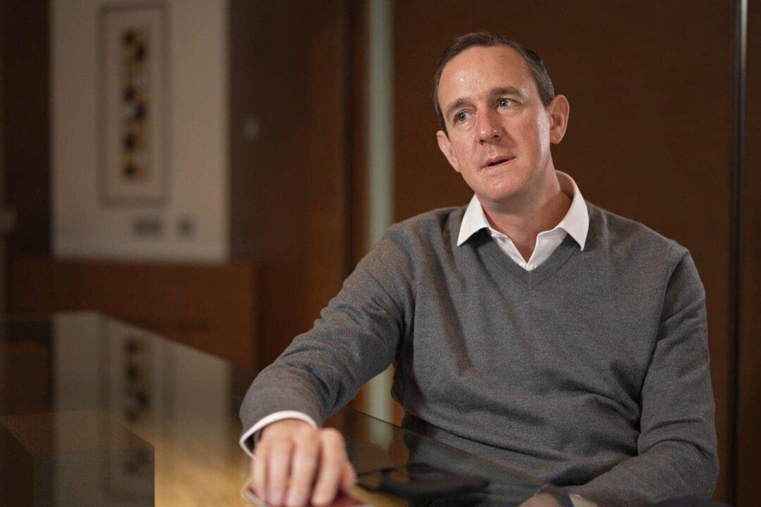 ‘Nobody Will Tell Me Anything’: Irish Father Banned From Leaving China for 2 Years Speaks Out