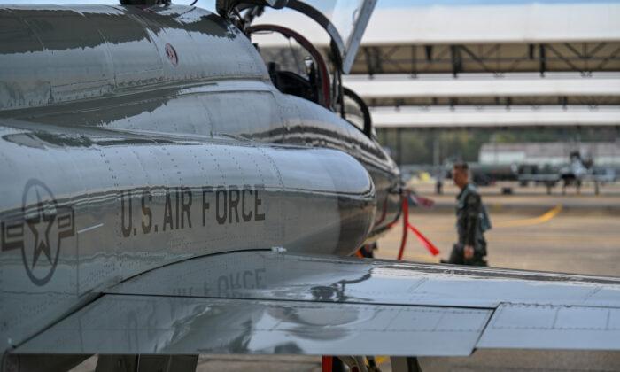 2 Air Force Pilots Dead After Military Plane Crash in Alabama
