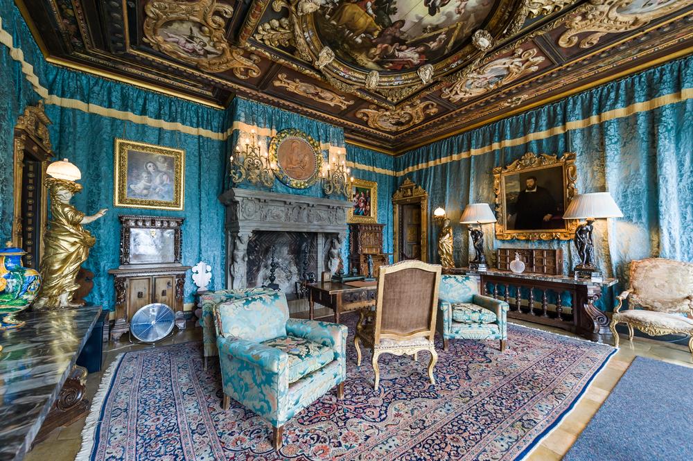 An opulent living room at Hearst Castle. (gnohz/Shutterstock)