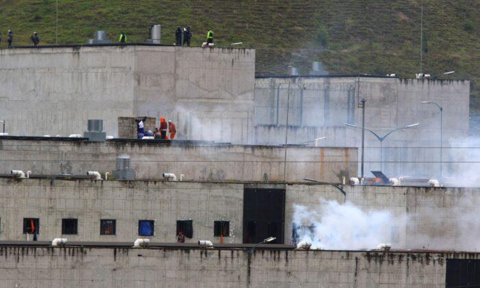 Authorities: Prison Riots in Ecuador Leave 62 Dead