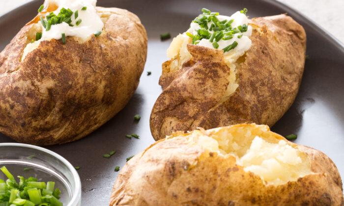 This Simple Recipe Makes the Best Baked Potatoes You’ve Ever Eaten