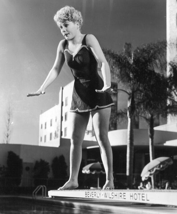 Comedic actress Betty Hutton (circa 1945) was considered for the lead in “Romance on the High Seas,” but the role went to Doris Day. Here Hutton is at Hollywood’s Beverly Wilshire. (Hulton Archive/Getty Images)