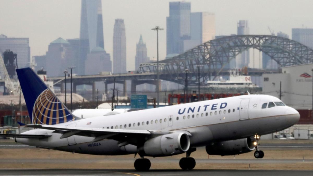 United Airlines to Pay $49.5 Million to Settle US International Mail Contract Probe
