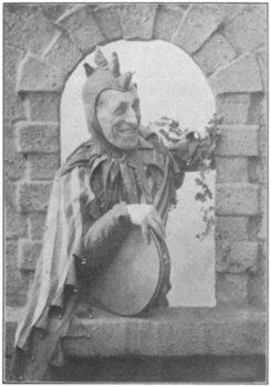 Feste (Luis Hendricus Chrispijn), Shakespeare’s witty fool, in a circa 1899 production of “Twelfth Night.” (Public Domain)