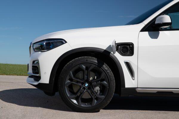 The charging port. (Courtesy of BMW)