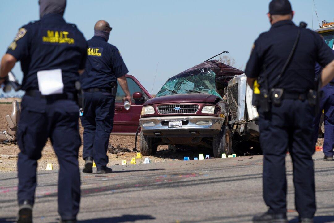 US Investigating Human Smuggling Link to California Crash That Killed 13