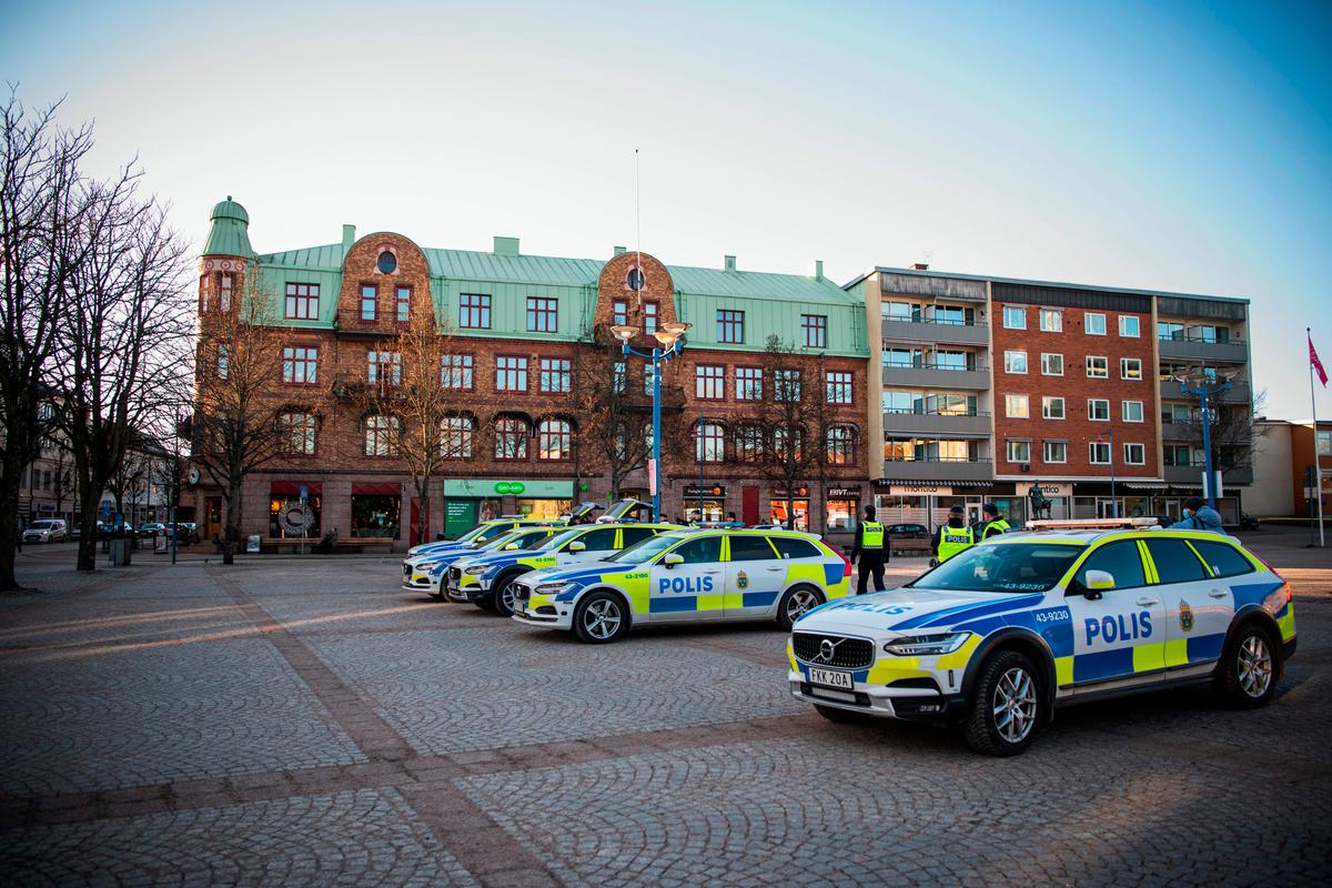 Afghan Suspected of Stabbing 7 Held in Custody in Sweden