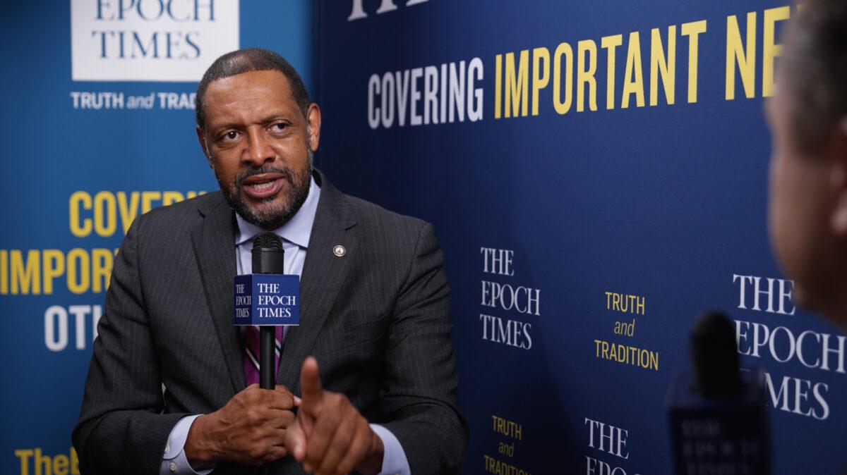 Former Georgia state representative Vernon Jones, during an interview for the "American Thought Leaders" program, at the Conservative Political Action Conference in Orlando, Fla. on Feb. 27, 2021. (The Epoch Times)