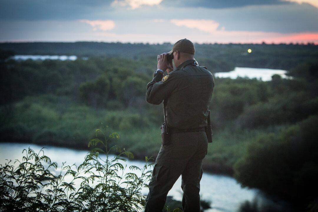Record Number of ‘Sex Offender Encounters’: CBP Agent Exposes Leaked Documents