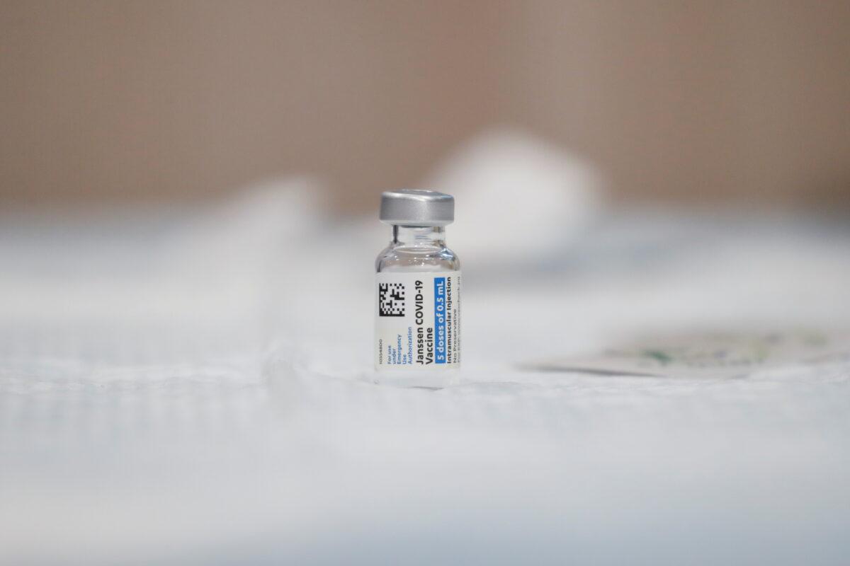 A vial of the Johnson & Johnson's coronavirus disease (COVID-19) vaccine is seen at Northwell Health's South Shore University Hospital in Bay Shore, N.Y., on March 3, 2021. (Shannon Stapleton/Reuters)