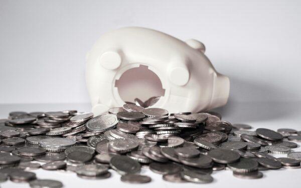 There are pros and cons to borrowing from your 401(k) account. (Kevin Schneider/Pixabay)