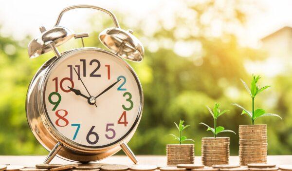Make a plan to save money as soon as possible. (Nattanan Kanchanaprat/Pixabay)
