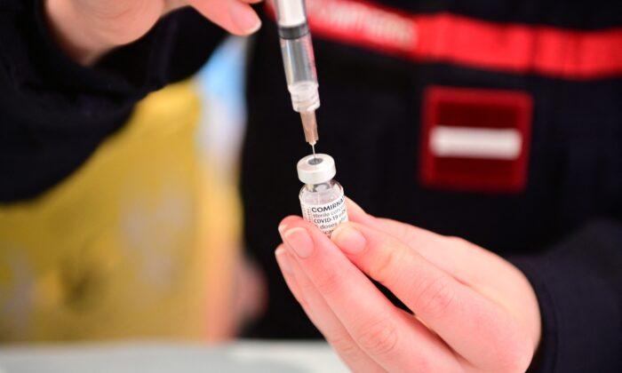EU May Exclude China-Made Vaccines as Vietnam Looks Elsewhere