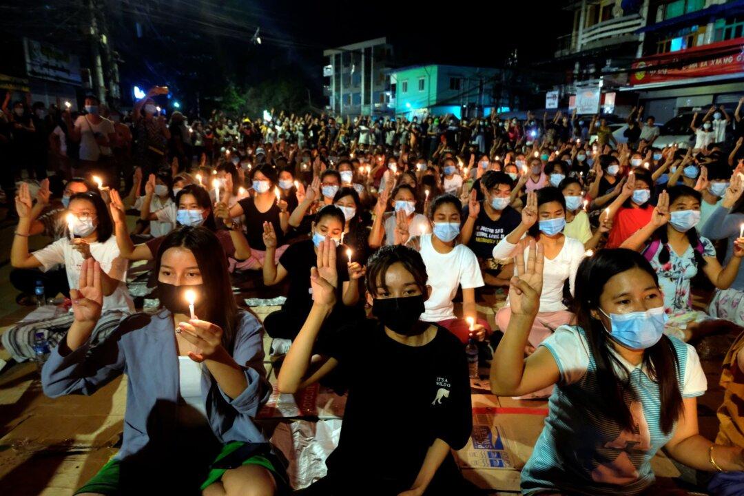 Burma Junta Orders Martial Law in 6 Yangon Townships