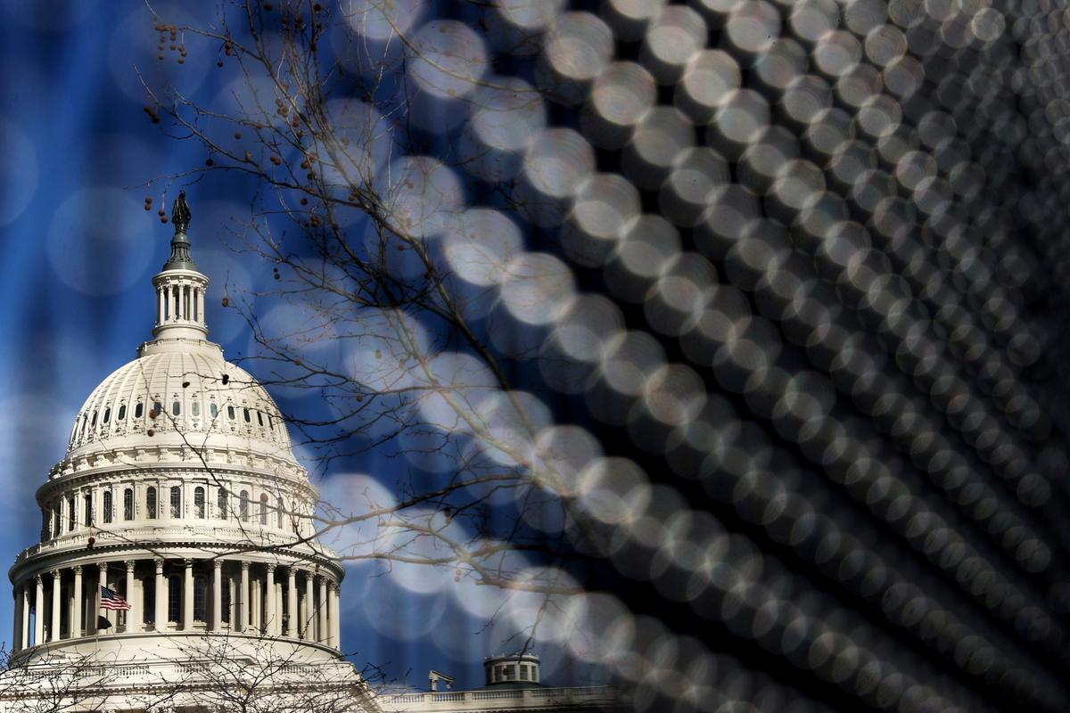 Capitol Police Suspend Officer After Anti-Semitic Reading Material Found