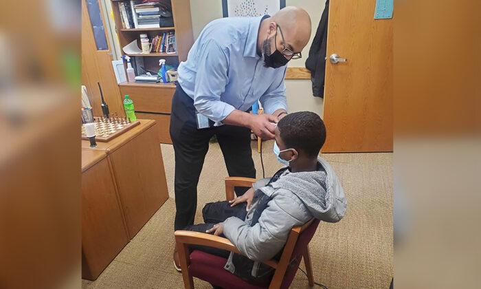 Principal Fixes 8th-Grade Student’s Haircut After He Refused to Take off His Hat at School