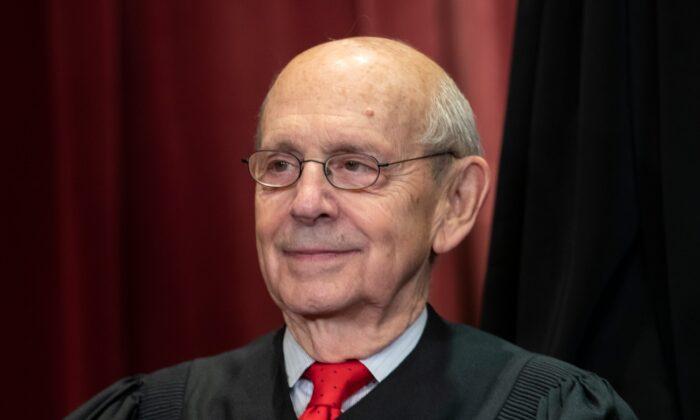 Biden Won’t Push Supreme Court Justice Breyer to Retire: White House