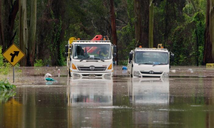 Flood Risk Continues for Australian Towns as Rain Subsides