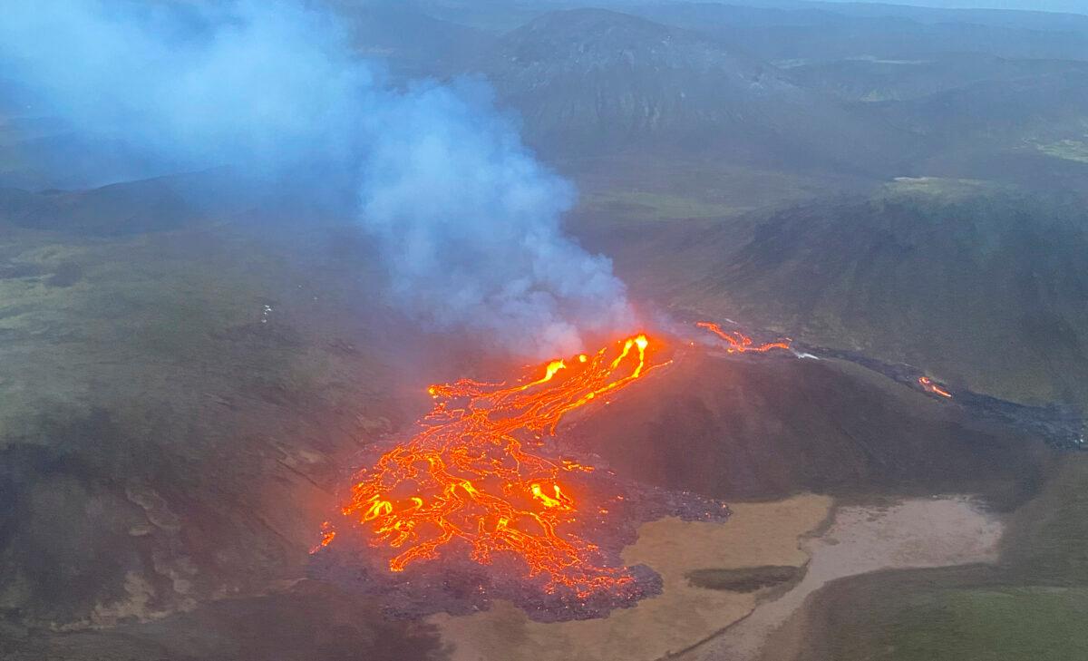A volcano on the Reykjanes Peninsula in southwestern Iceland on March 20, 2021. (Icelandic Coast Guard via AP)
