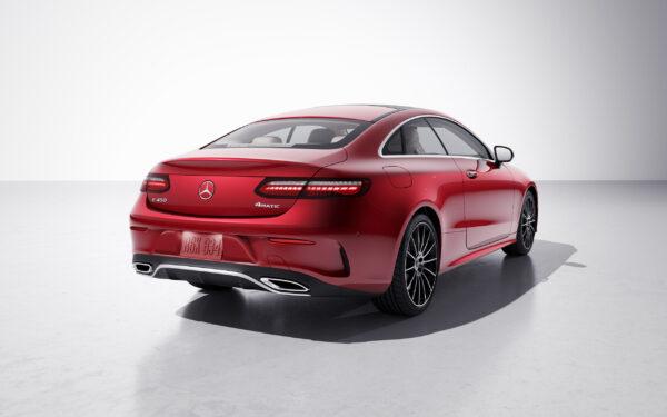 Bold and clean lines form the coupe's exterior. (Courtesy of Mercedes-Benz)