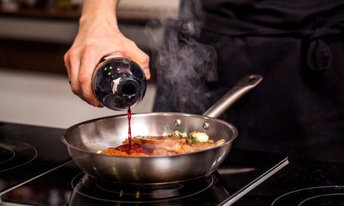 What You Should Know About Cooking With Wine