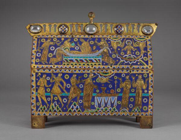 French reliquary casket showing the murder of Thomas Becket, about 1180–1190. (Victoria and Albert Museum, London)