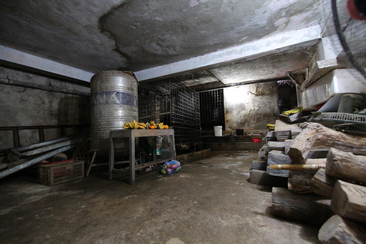The basement where Xuan and Mo were found (Courtesy of Hoang Le/<a href="https://saddestbears.four-paws.us/">Four Paws</a>)
