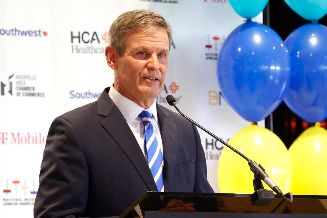 Federal Judges Block Tennessee’s School Mask Opt-out in 2 More Counties
