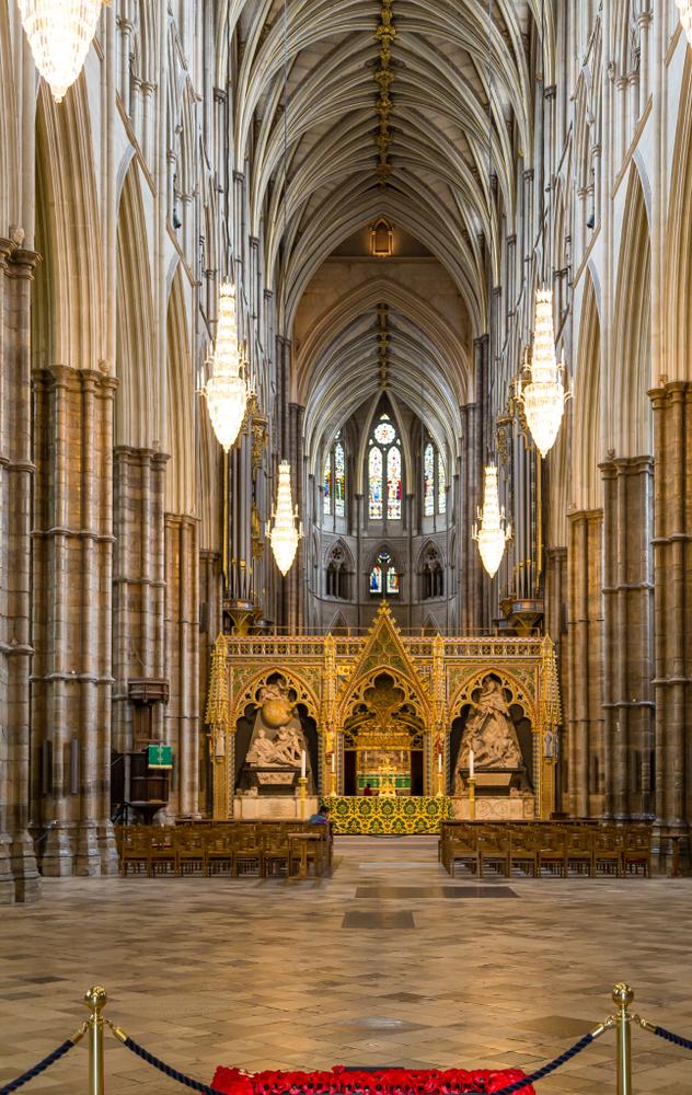 The nave of Westminster Abbey contains the graves and memorials of well-known men and women. (Uwe Aranas/Shutterstock.com)