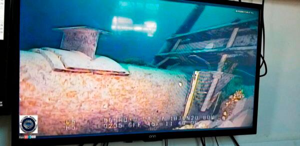 Damage to anchor support EP-17-1 on the east leg of the Enbridge Line 5 pipeline within the Straits of Mackinac in Michigan is seen in this June 2020 photo. (The Canadian Press/HO-AP, Michigan Department of Environment, Great Lakes, and Energy)