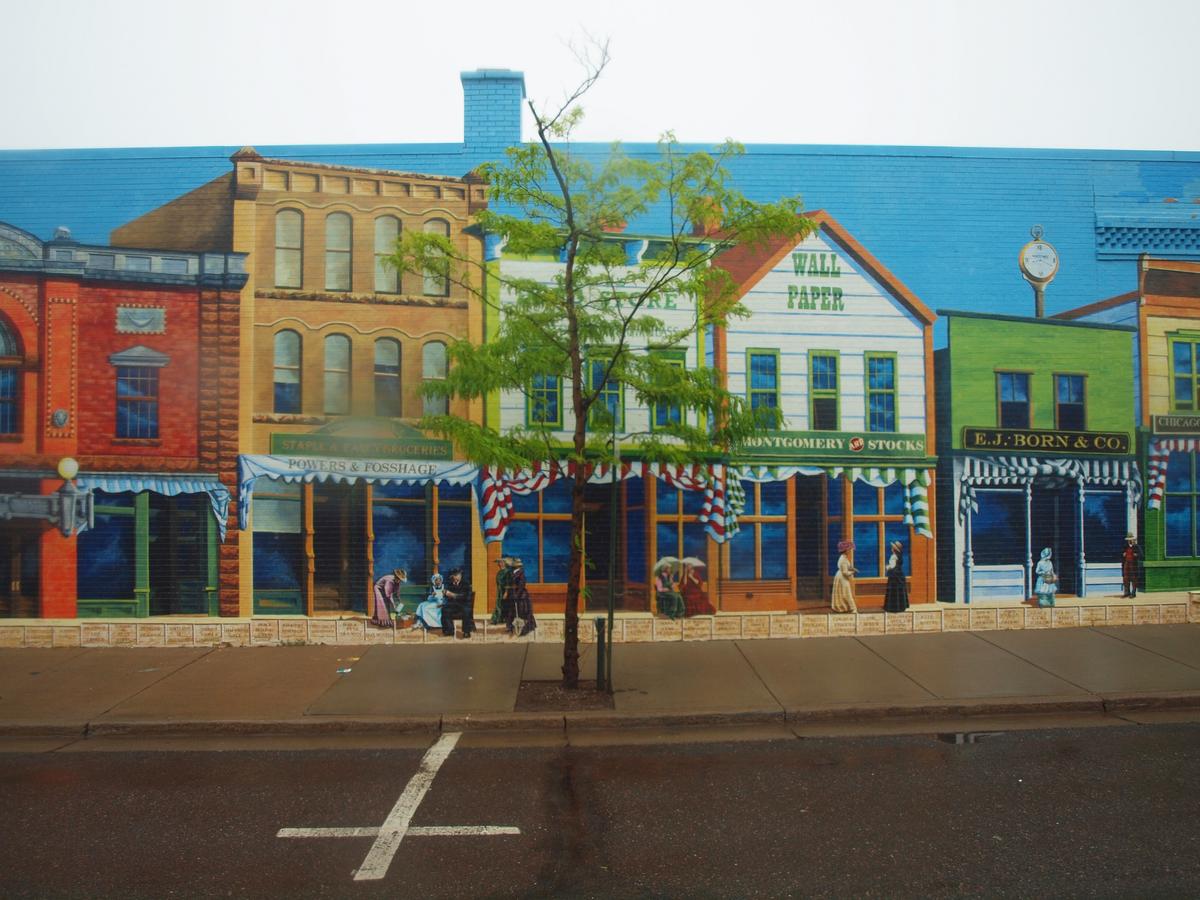Colorful murals adorn buildings in downtown Ashland, Wis. (Kevin Revolinski)