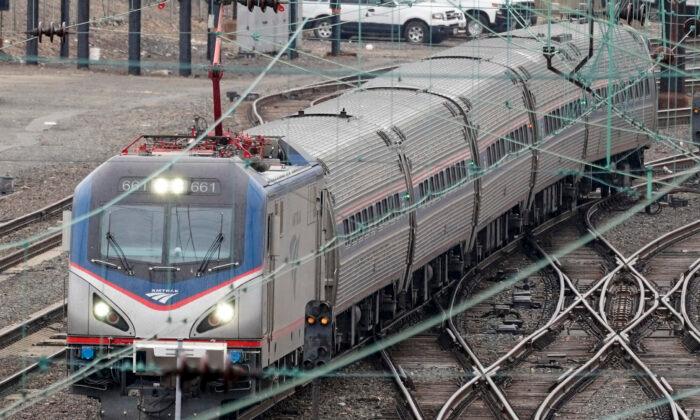 Chicago-Bound Amtrak Train Crashes Into Tractor-Trailer in Maryland