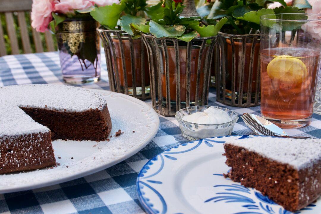 Flourless Chocolate Almond-Hazelnut Cake