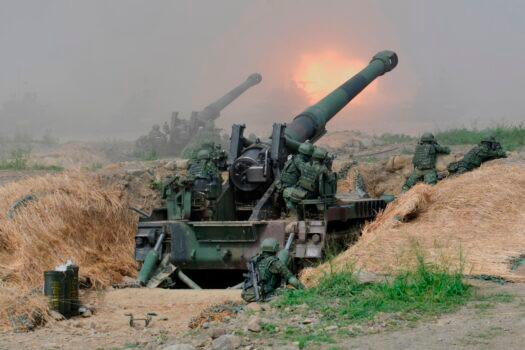 Two 8-inch self-propelled artillery guns were fired during the 35th "Han Kuang" military drill in southern Taiwan's Pingtung county on May 30, 2019. (Sam Yeh/AFP via Getty Images)