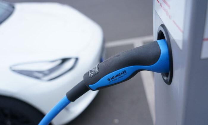 Government Climate Targets Will Cost $20 Billion Just for Electric Car Charging Stations