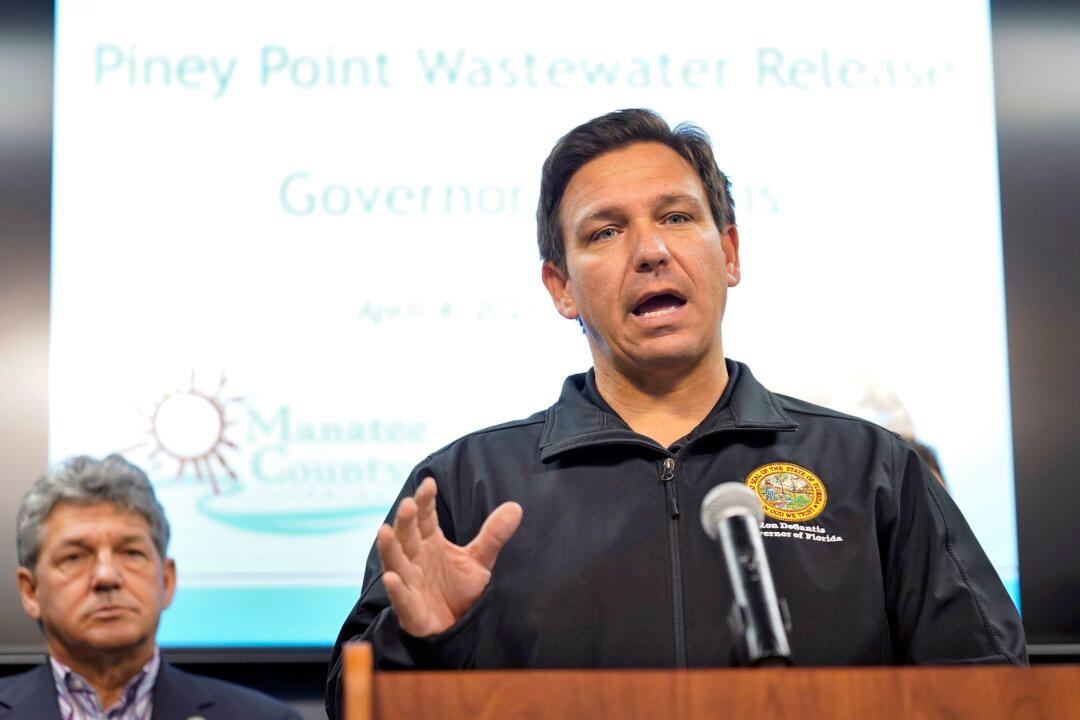 YouTube Suddenly Deletes Video of DeSantis’s COVID-19 Roundtable