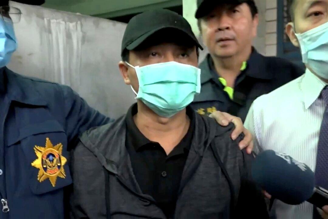 Truck Owner Behind Deadly Taiwan Train Crash Apologizes, Transport Minister Offers to Resign