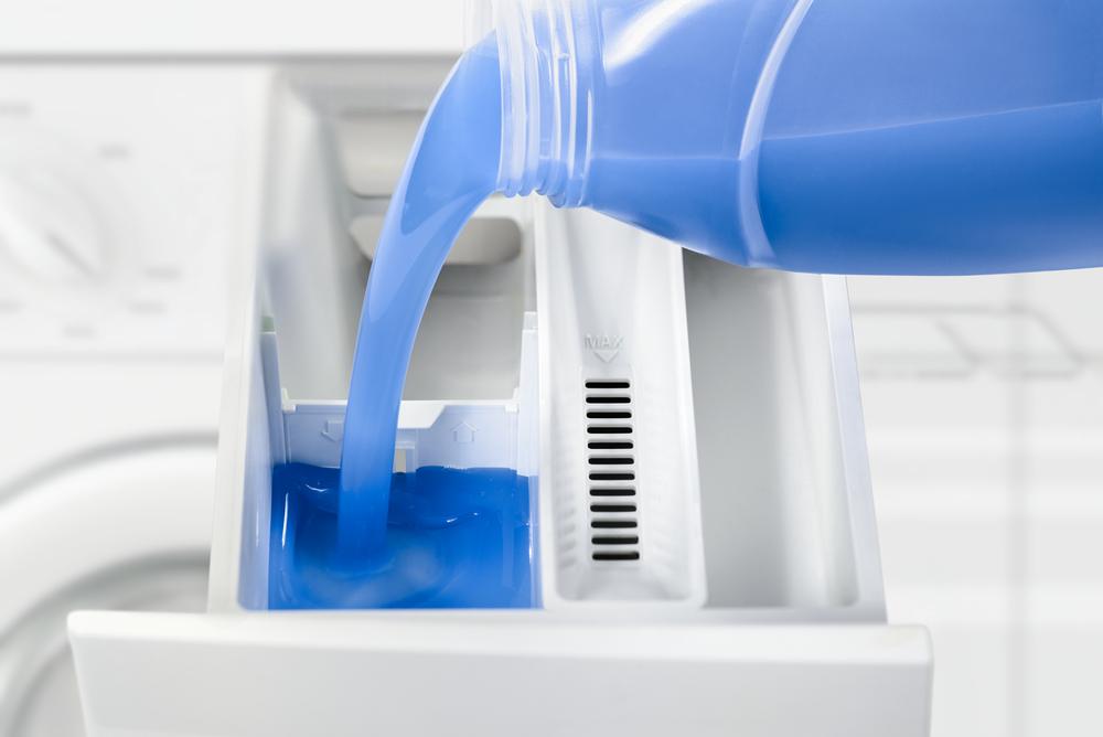 Chances are good you're using way too much detergent. (s-ts/Shutterstock)