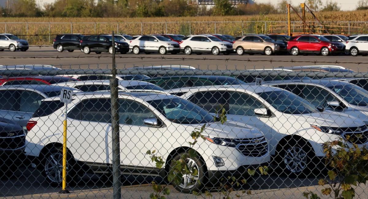 GM, Ford Cutting More North American Production Due to Chip Shortage