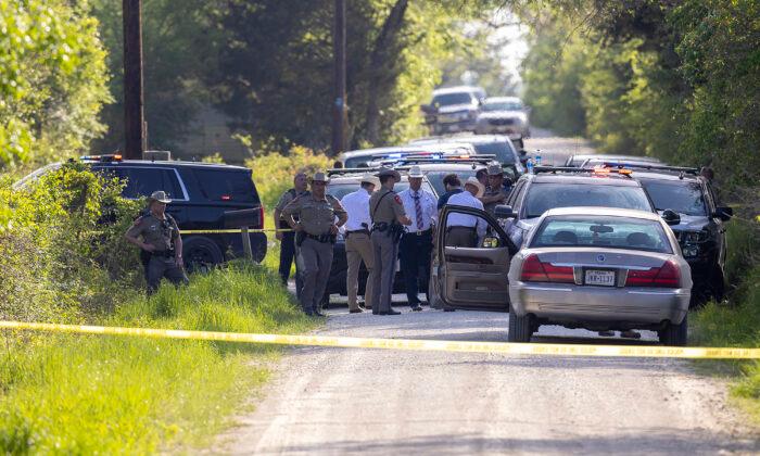 Texas Shooting Leaves 1 Dead, 4 in Critical Condition, Suspect in Custody