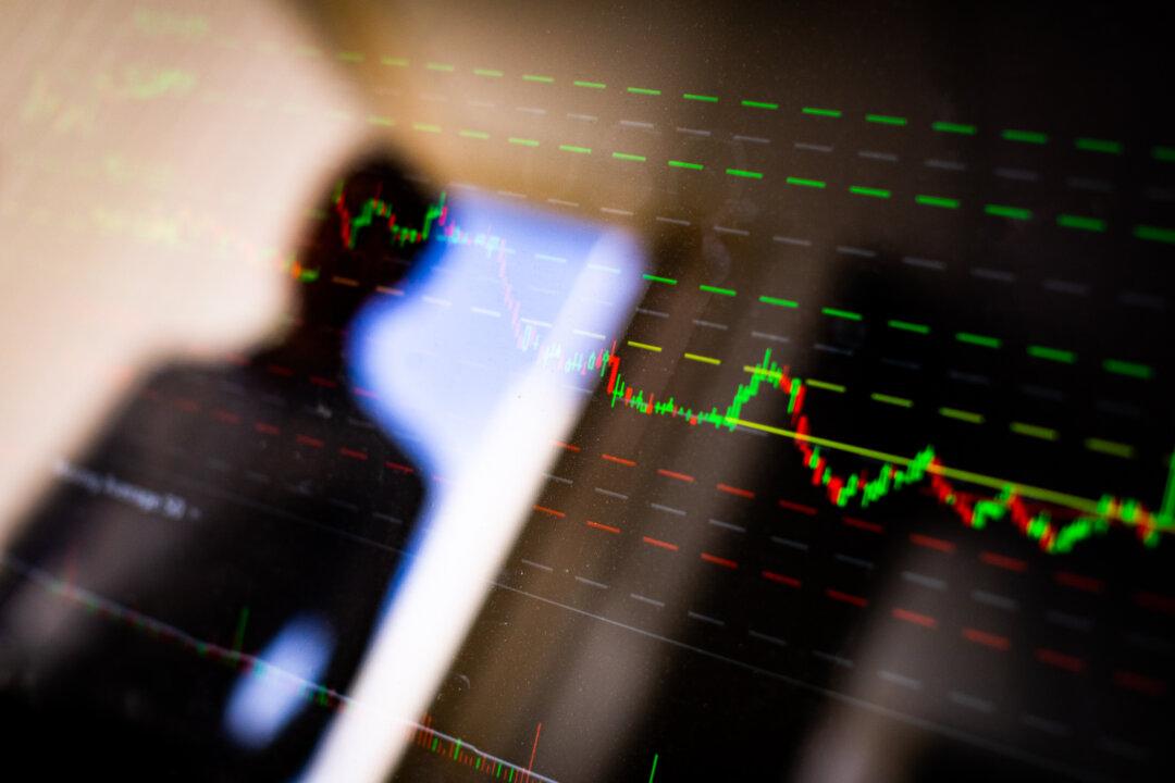 Finance Prodigy Starts Firm at 16, Teaches Kids Money Management
