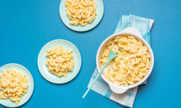 Mac and Cheese, Outside the Box