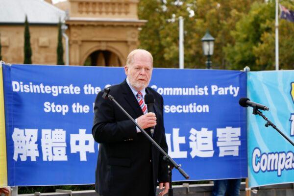 Andrew Bush, former senior member of the Liberal Party and now Vice President of Better Hearing Australia, speaks at a rally in Bendigo, Victoria, on April 10, 2021. (The Epoch Times)