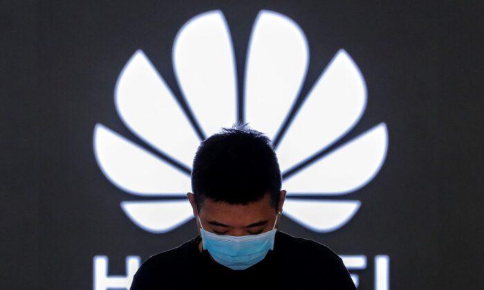 Huawei, HSBC Agree on Document Deal for Extradition Case